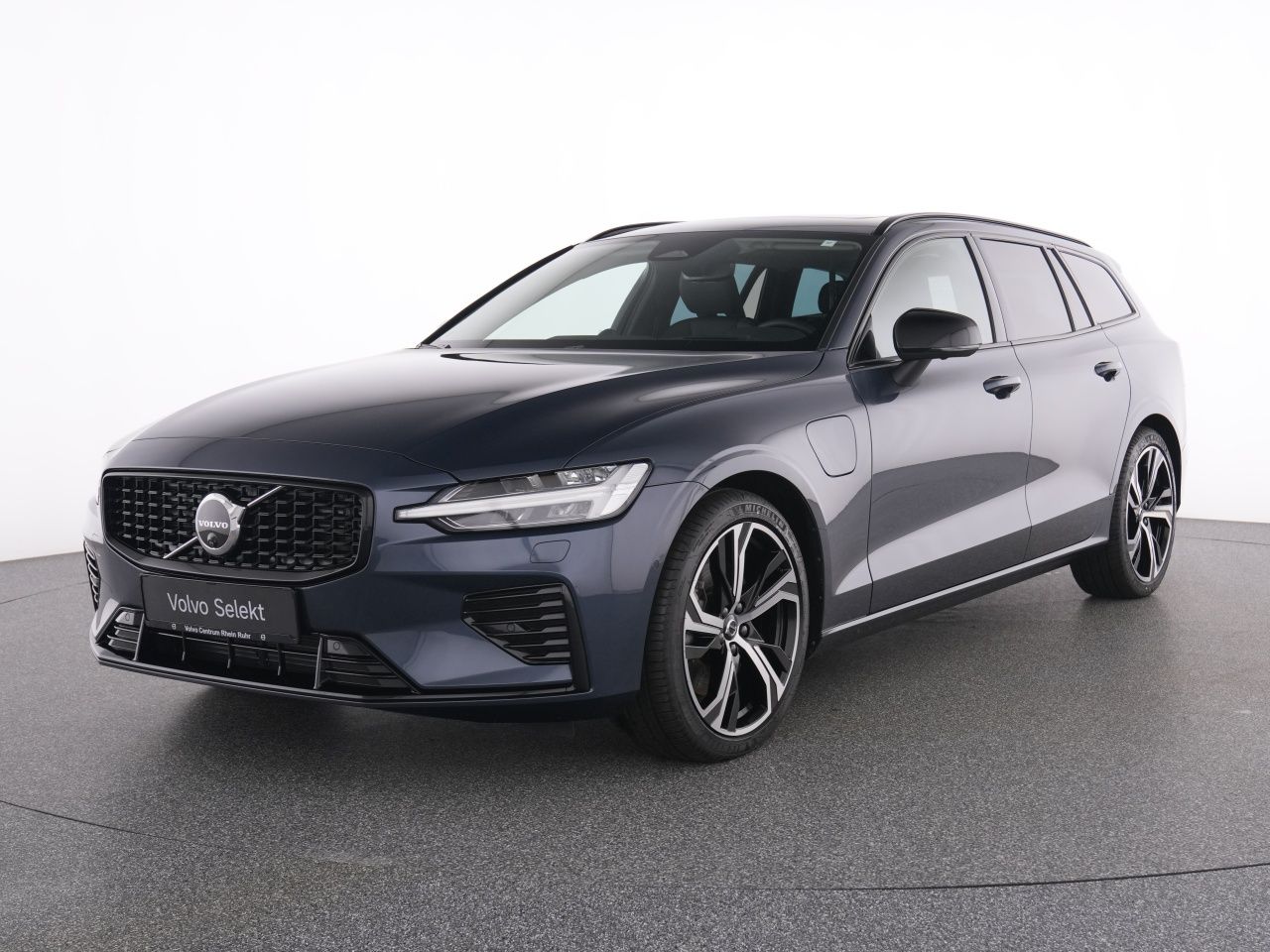 Volvo V60 T8 Recharge Ultra Dark+MASSAGE+SHZ+19+BW imagem 2