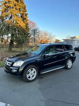 Mercedes-Benz GL 320 CDI 4MATIC - - Mercedes-Benz GL 320: Cdi 4matic