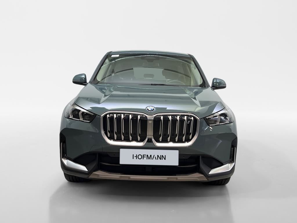 BMW iX1 xDrive30 AHK ACC Inno Memory SHZ Adapt. LED foto 2