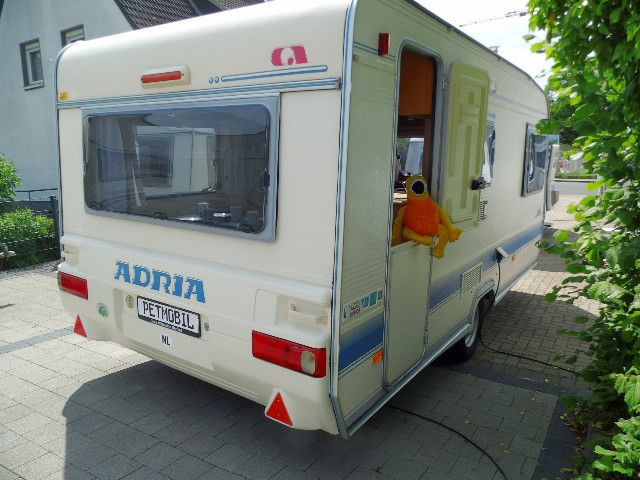 Adria Unica 432 PY Festbett Sitzgruppe WC Vorzelt
