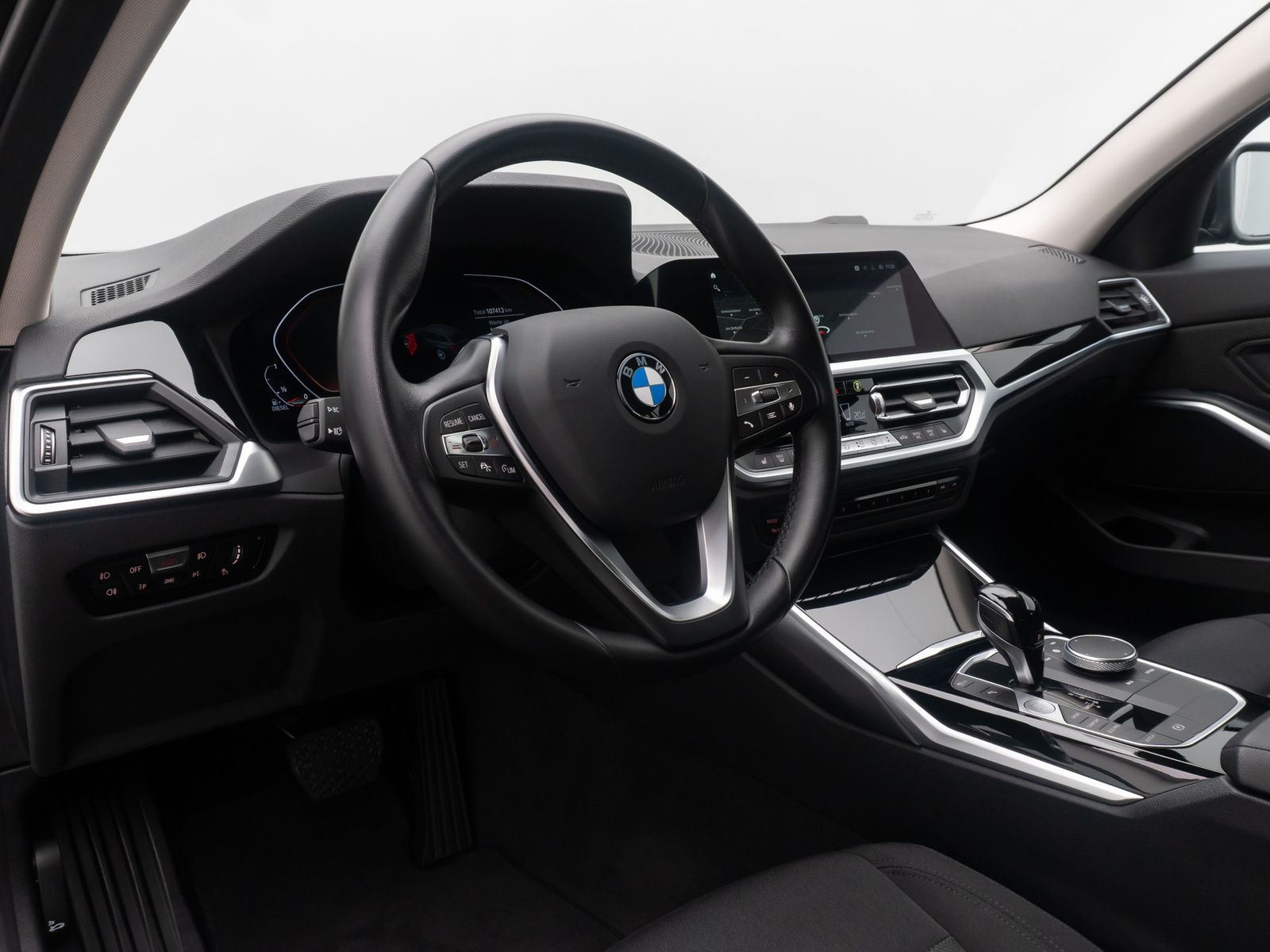 Fahrzeugabbildung BMW 320d DAB CockPitPro Lordos Stop&Go PDC Alarm