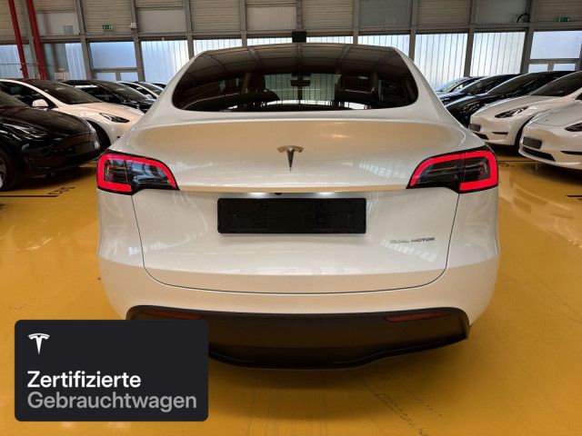 Tesla Model Y Long Range AWD foto 6