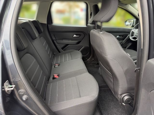 Fahrzeugabbildung Dacia Duster Comfort TCe 130 2WD SHZ DAB Temp PDC Berg