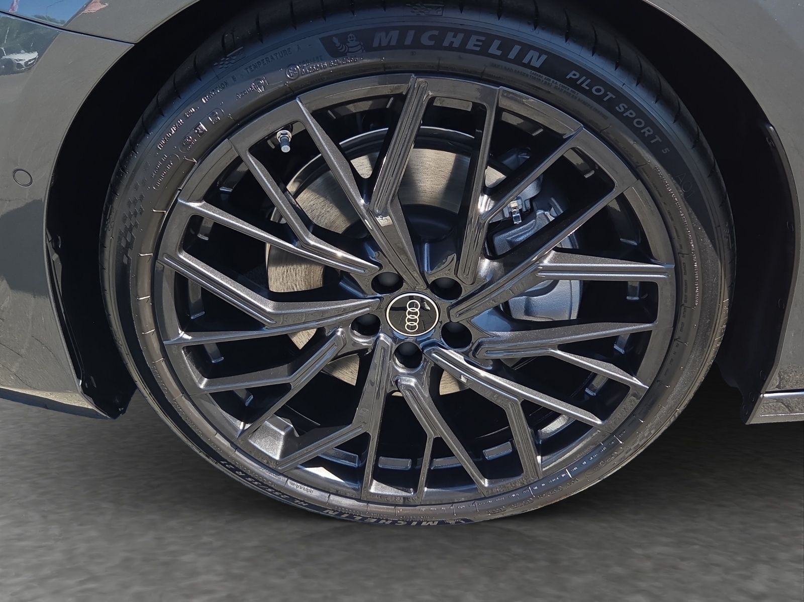 Audi A6 - Bild 13
