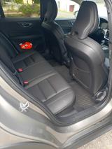 Volvo V60 Cross Country D4 AWD Geartronic - - graue Volvo V60 Cross Country