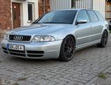 Audi S4 2.7 quattro Avant  - Audi S4 aus 2001