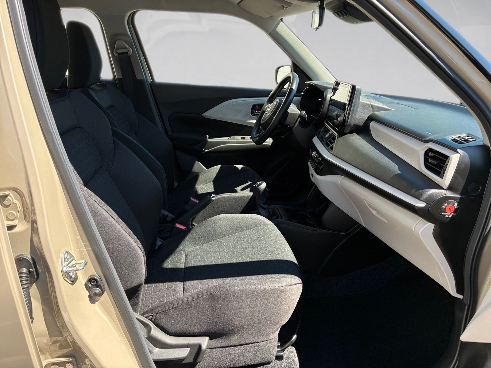 Fahrzeugabbildung Suzuki Swift 1.2 Club LED,Navi,ACC,Klima,Kamera