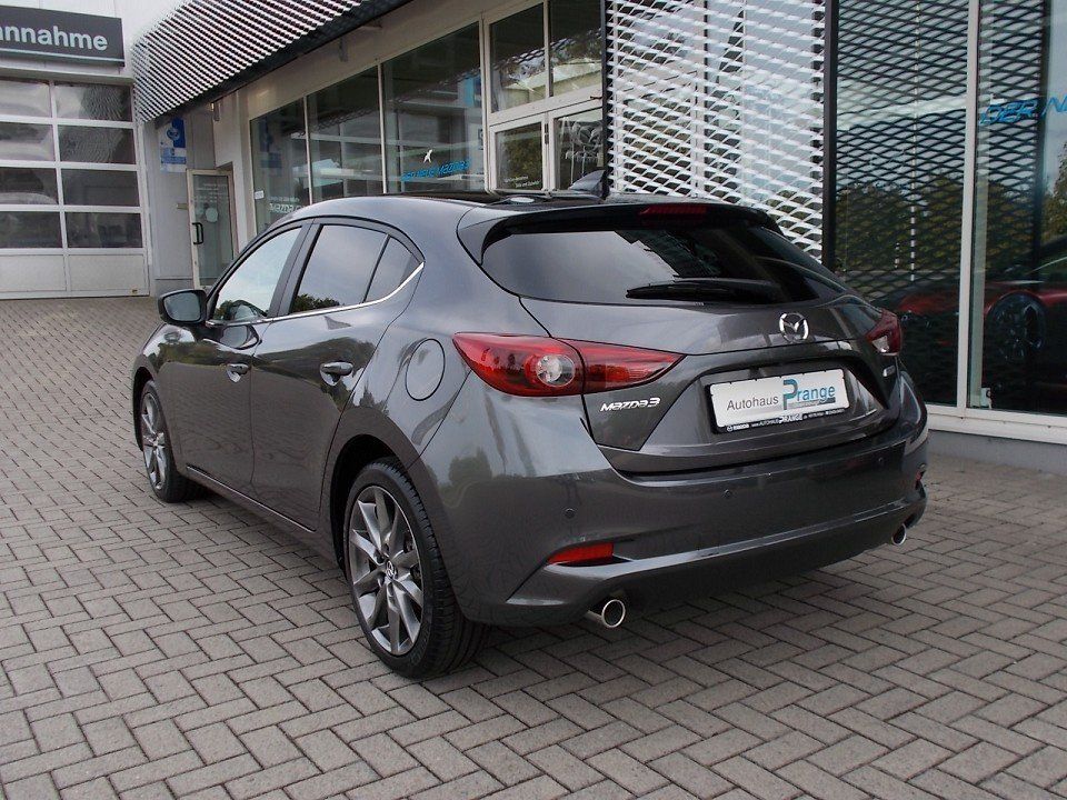 Fahrzeugabbildung Mazda 3 Signature+ G-120 AT NAVI RFK SHZ HUD LogIn Blu