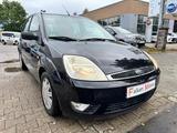 Ford Fiesta Ghia + Klima - Ford Fiesta aus 2003: Ghia