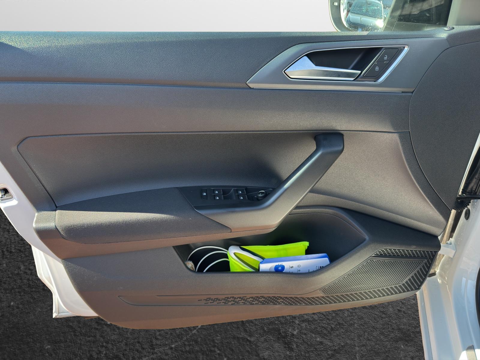 Volkswagen Taigo 1.0 TSI DSG R-Line AHK Navi LED Kamera PD, миниатюра 7