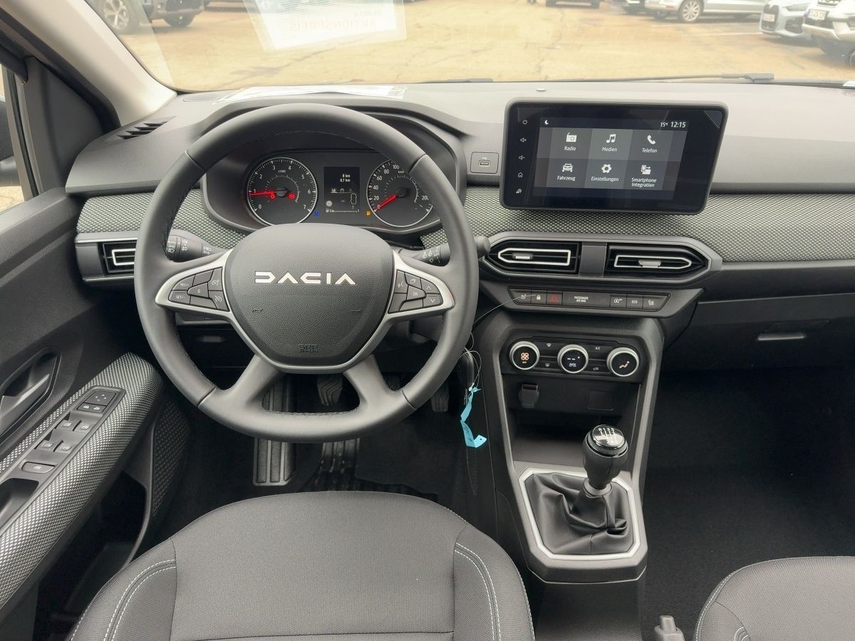 Fahrzeugabbildung Dacia Jogger Expression TCe 110 7-Sitzer SHZ Kamera