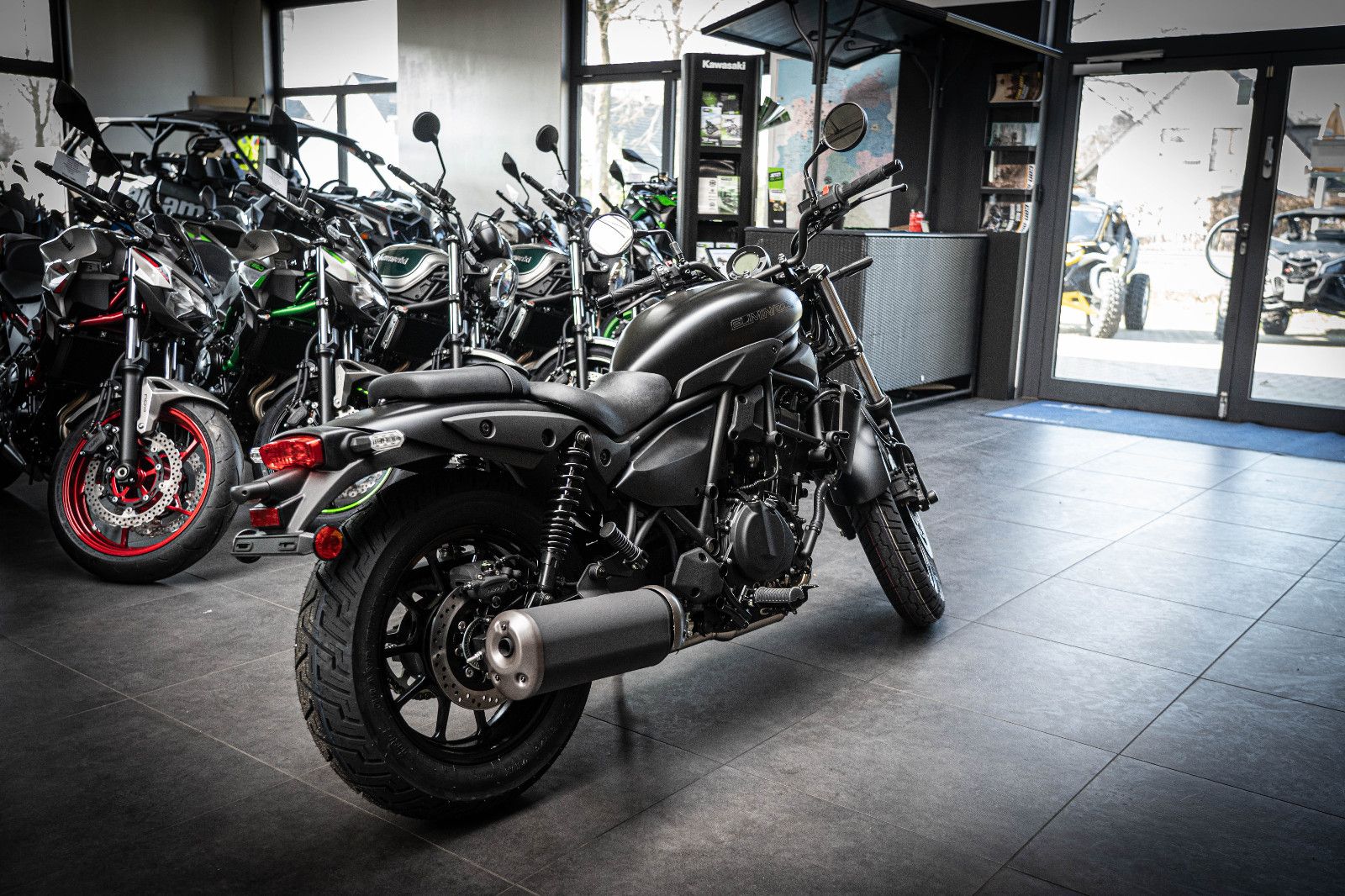 Fahrzeugabbildung Kawasaki Eliminator 500 / 2024 / Neu 4 Jahre Garantie