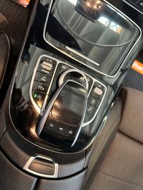 Mercedes-Benz E 350 d *4Matic*Led*Multibeam*Pano*AHK*
