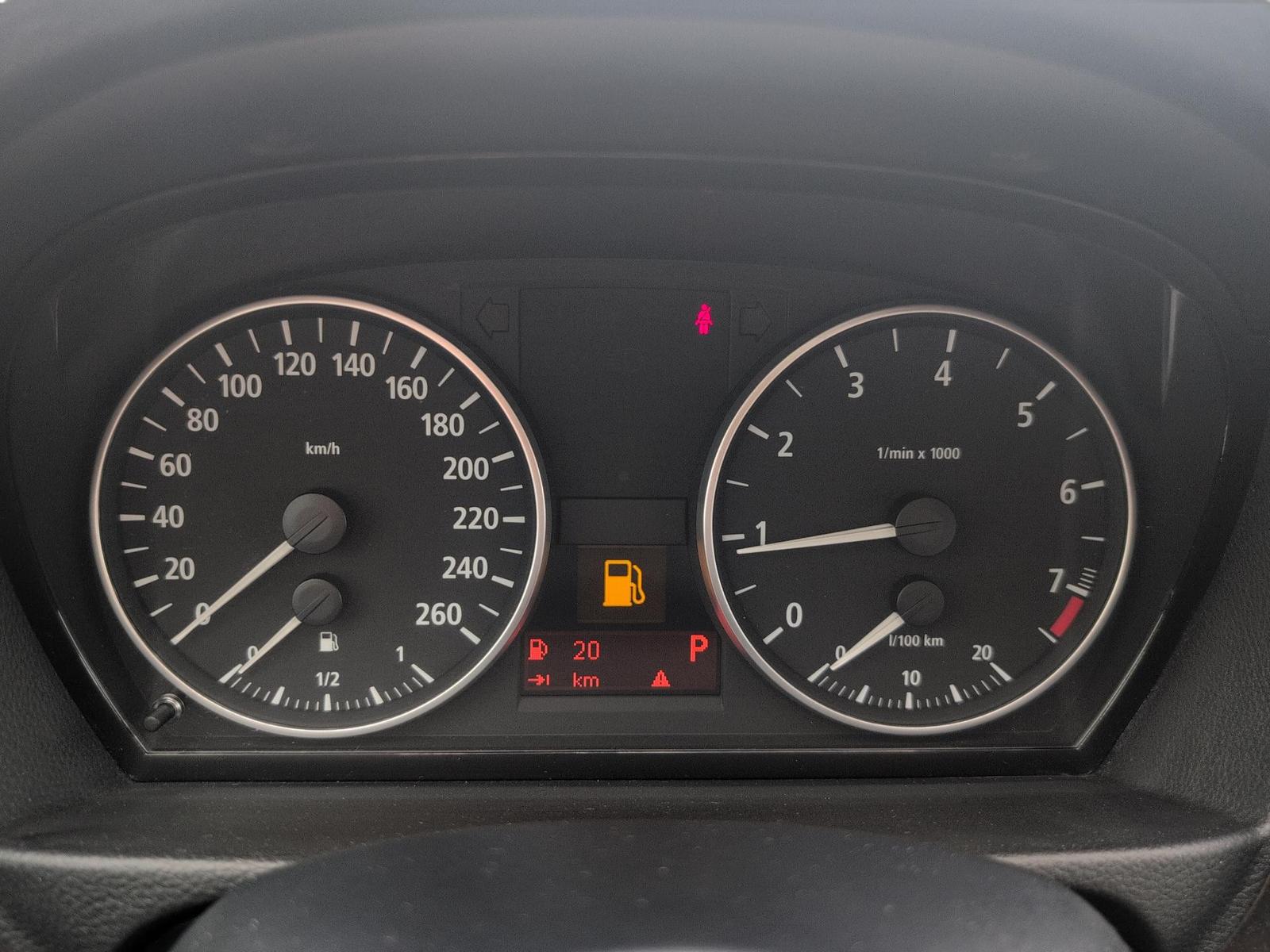 BMW 330xi Touring 258 ch 6 cylindres xDrive • Boîte auto • Toit pano • Xénon • Attelage