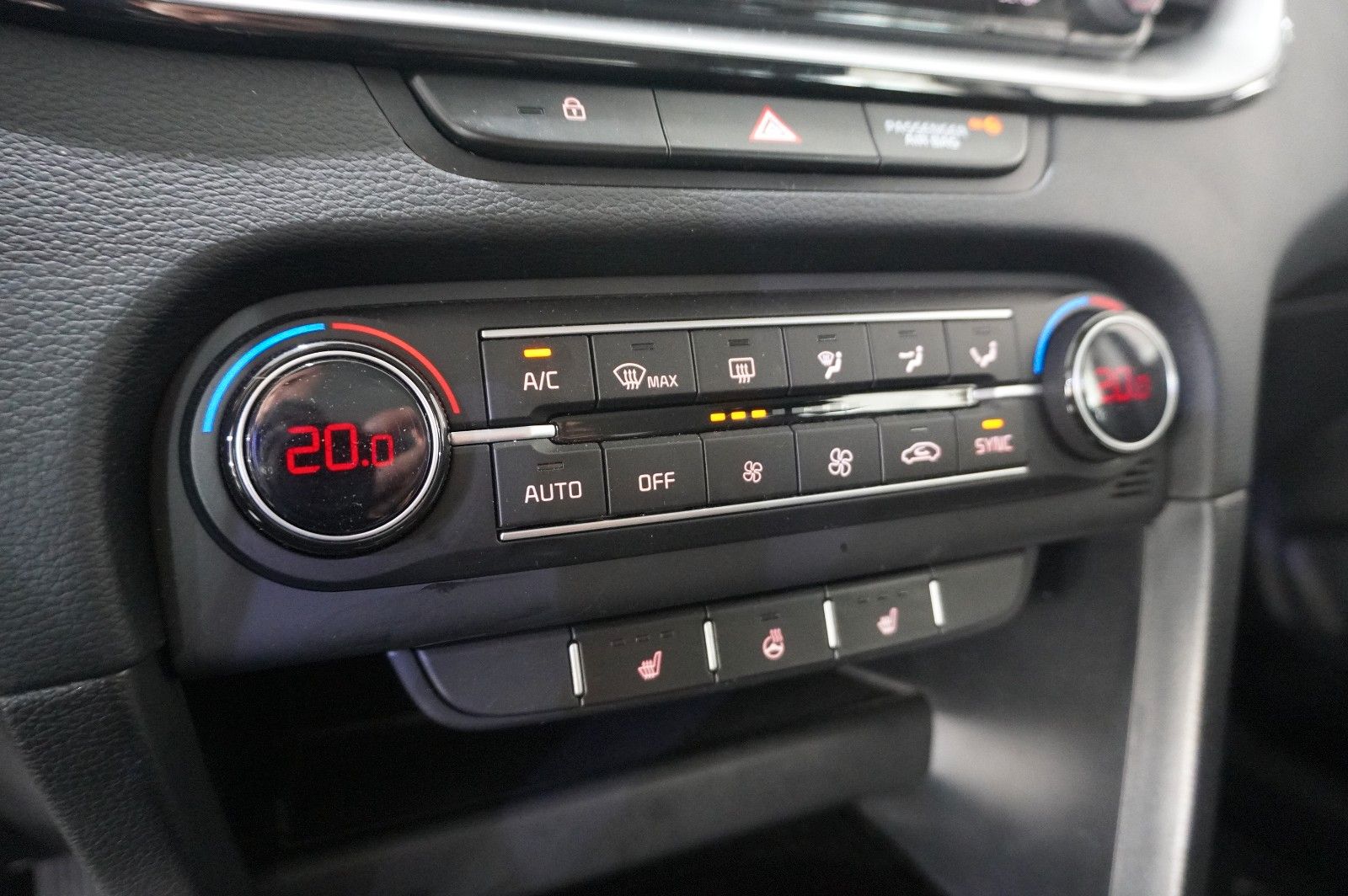 Fahrzeugabbildung Kia cee'd Sportswagon 1.6 CRDI DCT NAVI/LED/KAMERA