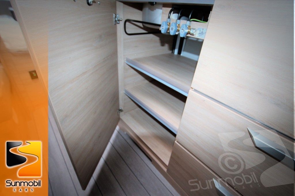 Fahrzeugabbildung Knaus Südwind 500 QDK 60 Years Edition 3er Stockbett