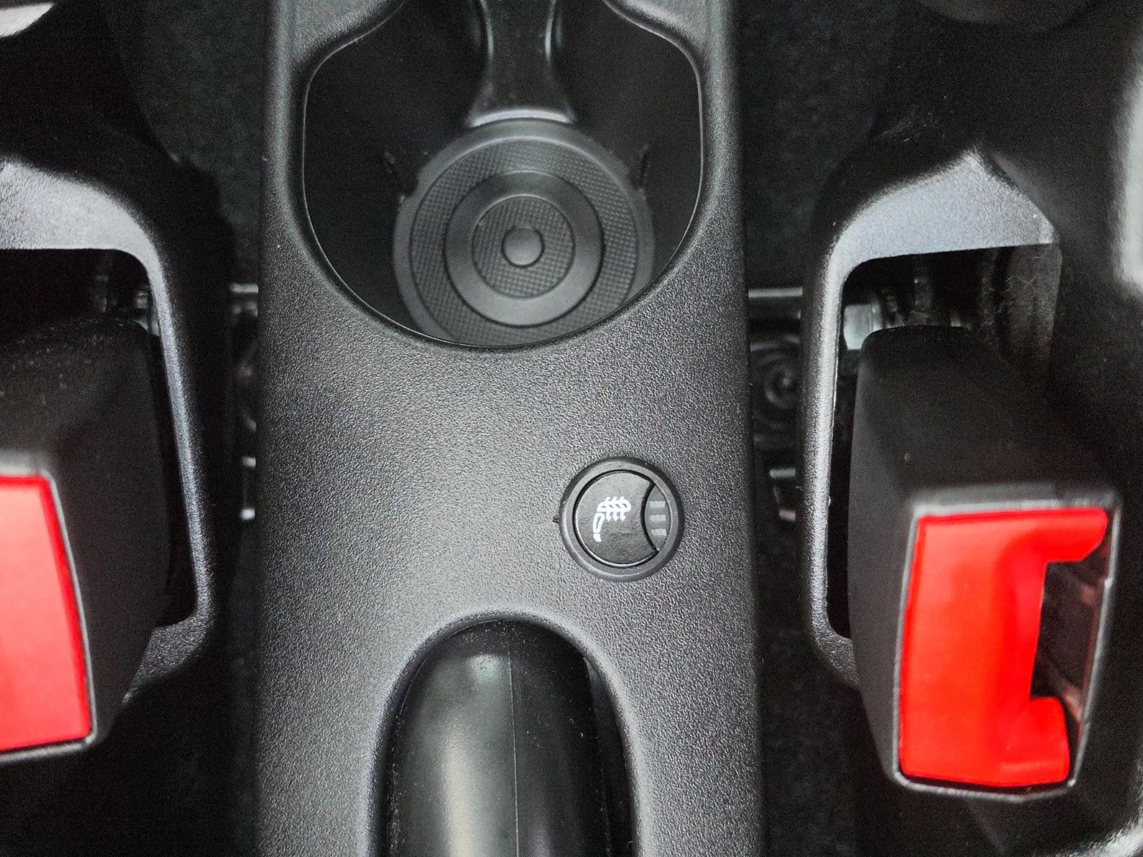 Fahrzeugabbildung Fiat 500 Launch Edition Panorama-Dach  Apple Carplay