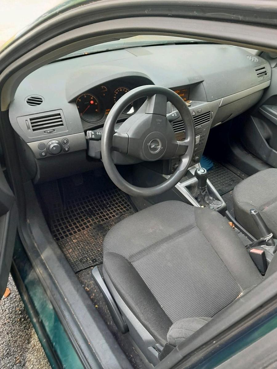 Opel Astra 2004 — photo 5
