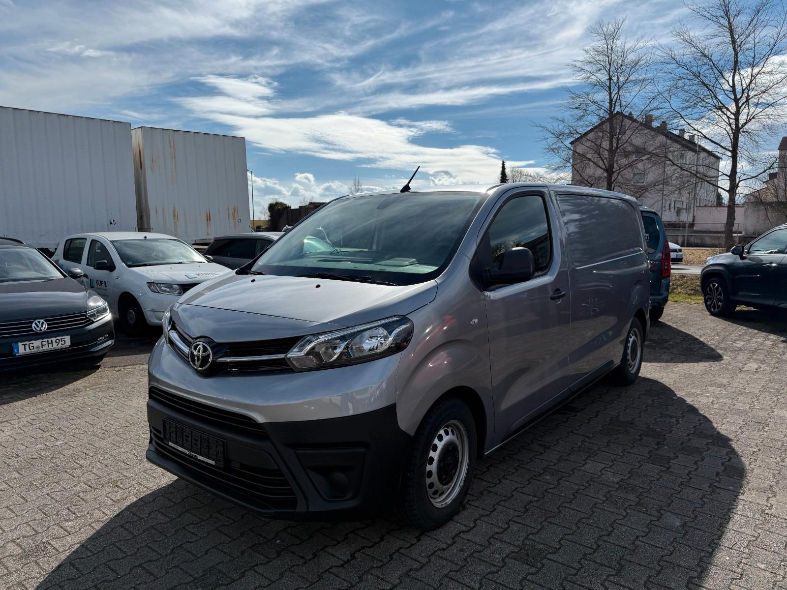 Toyota Proace Kasten L1 1.5 D-4D AHK Sitzheizung