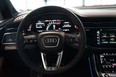 AUDI SQ7 TFSI | Pano | Carbon | HuD | B&O | Nardograu AUDI SQ7 TFSI | Pano | Carbon | HuD | B&O | Nardograu