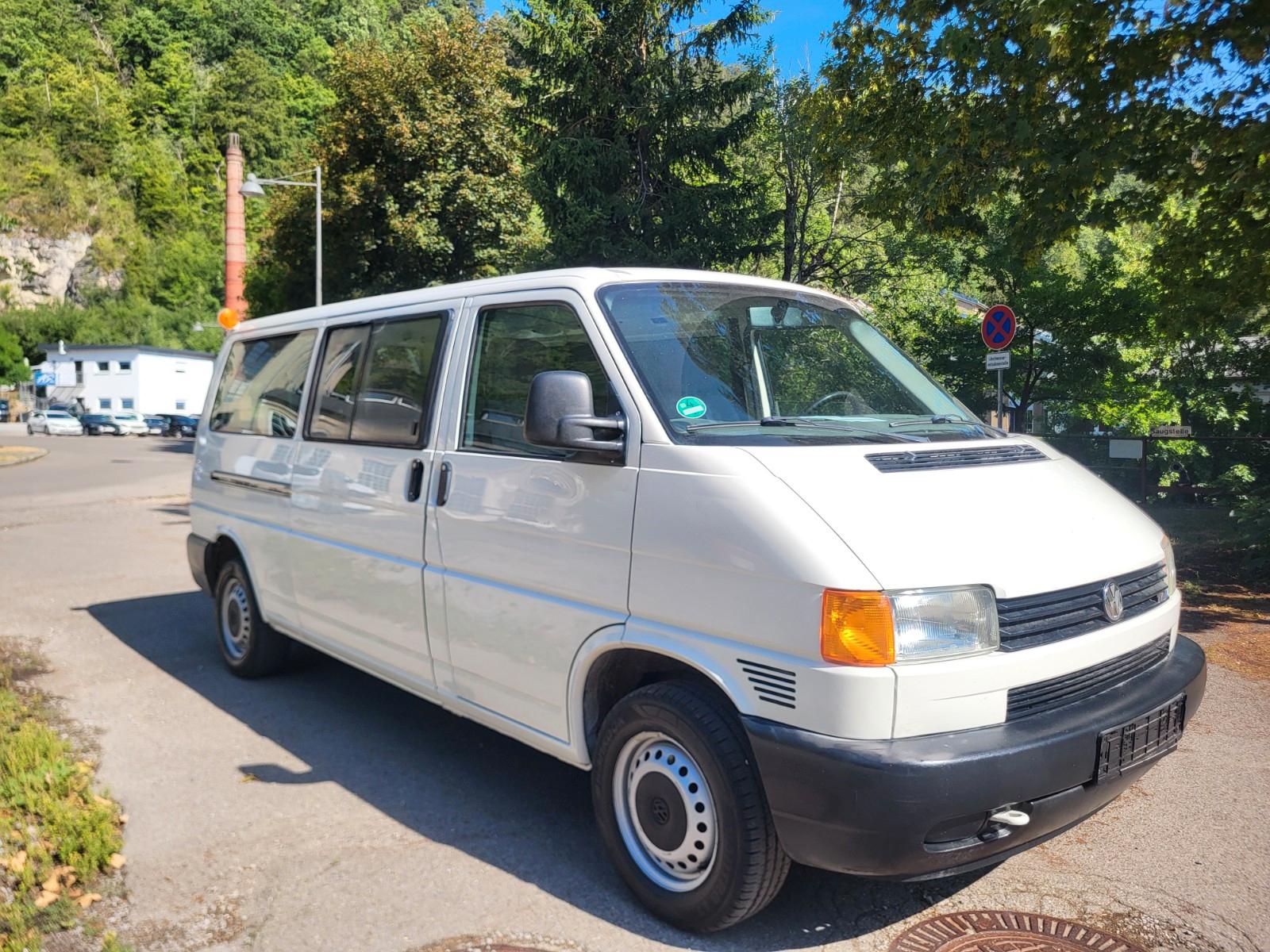 Volkswagen T4 TDI 9-Sitzer Lang Scheckheft TüV neu!