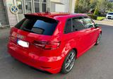 Audi A3 35 TFSI S tronic S line Sportback S line - Audi A3: Rot, Sportback