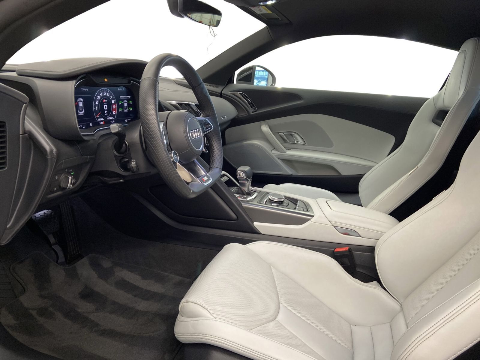 Audi R8 - Bild 7