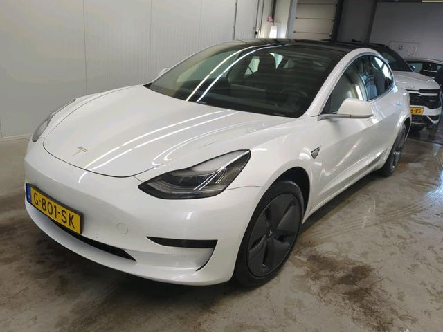 Tesla Model 3 Standard RWD Plus [ TREKHAAK+AUTOPILOT+6