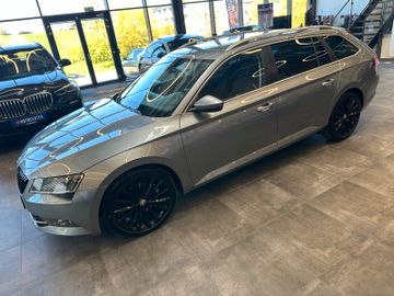 Skoda Superb Combi Style *BiXenon*Navi*AHK*