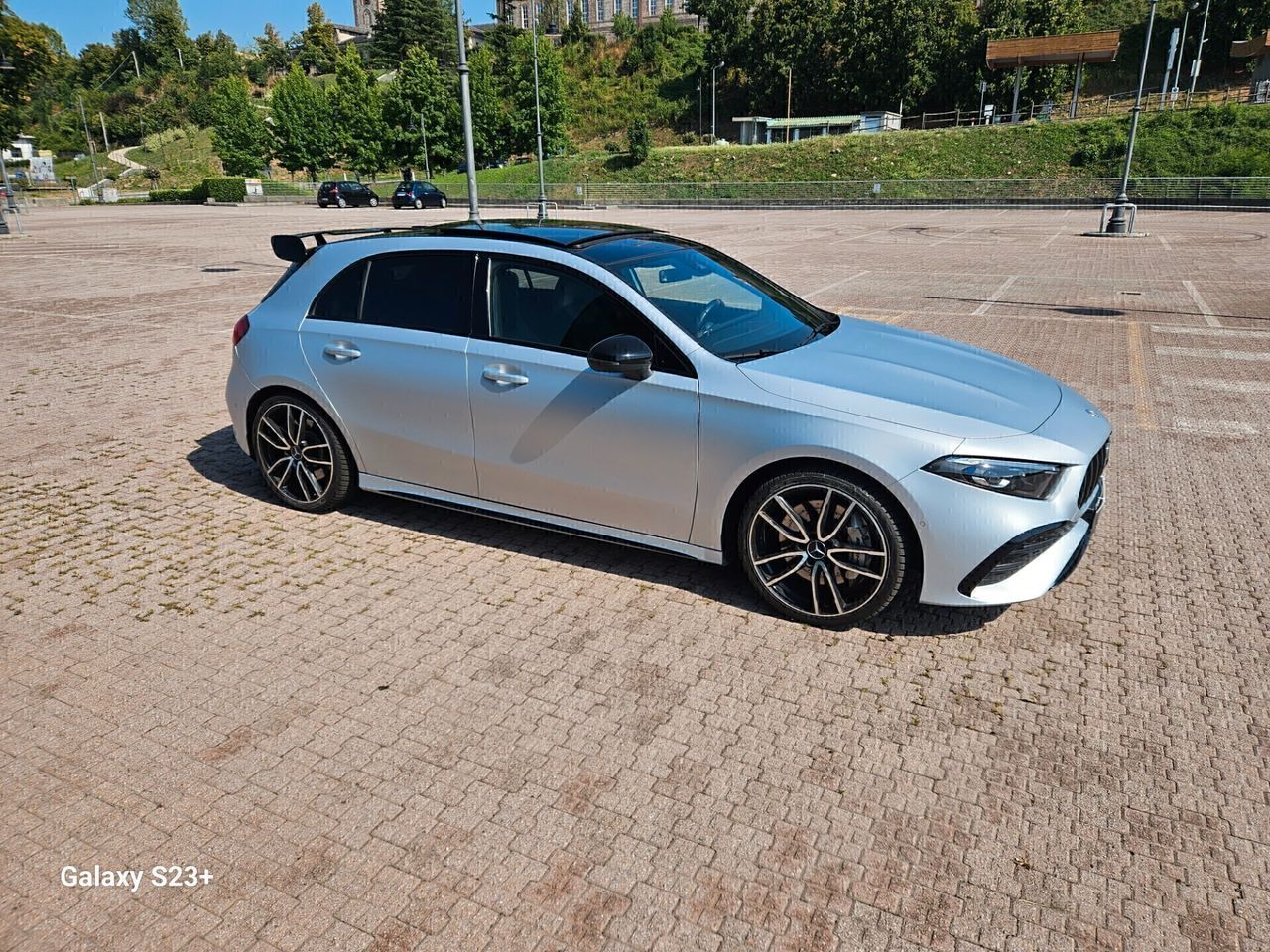 Mercedes-Benz Mercedes a35 con kit a45 ritiro usato/scambio imagem 3