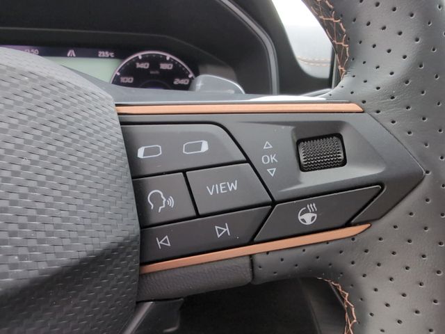 Leon 1.5TSI ST DSG*PANO+LEDER+AHK+MATRIX+PDC+SZG