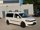 Volkswagen CADDY Maxi 1.6 TDI (7-Si.), Klima, AHK, "Soccer" - Volkswagen Caddy Maxi aus 2014