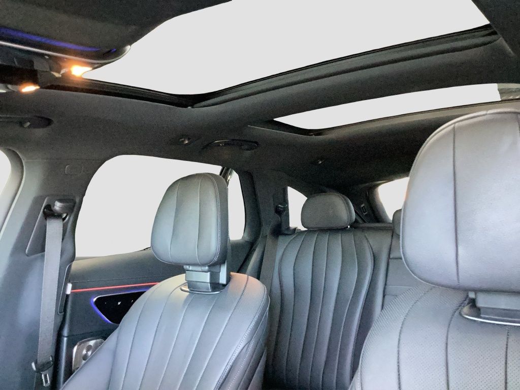Fahrzeugabbildung Mercedes-Benz E 450 d 4M T AMG*AHK*Pano-Dach*Digital Light*KAM