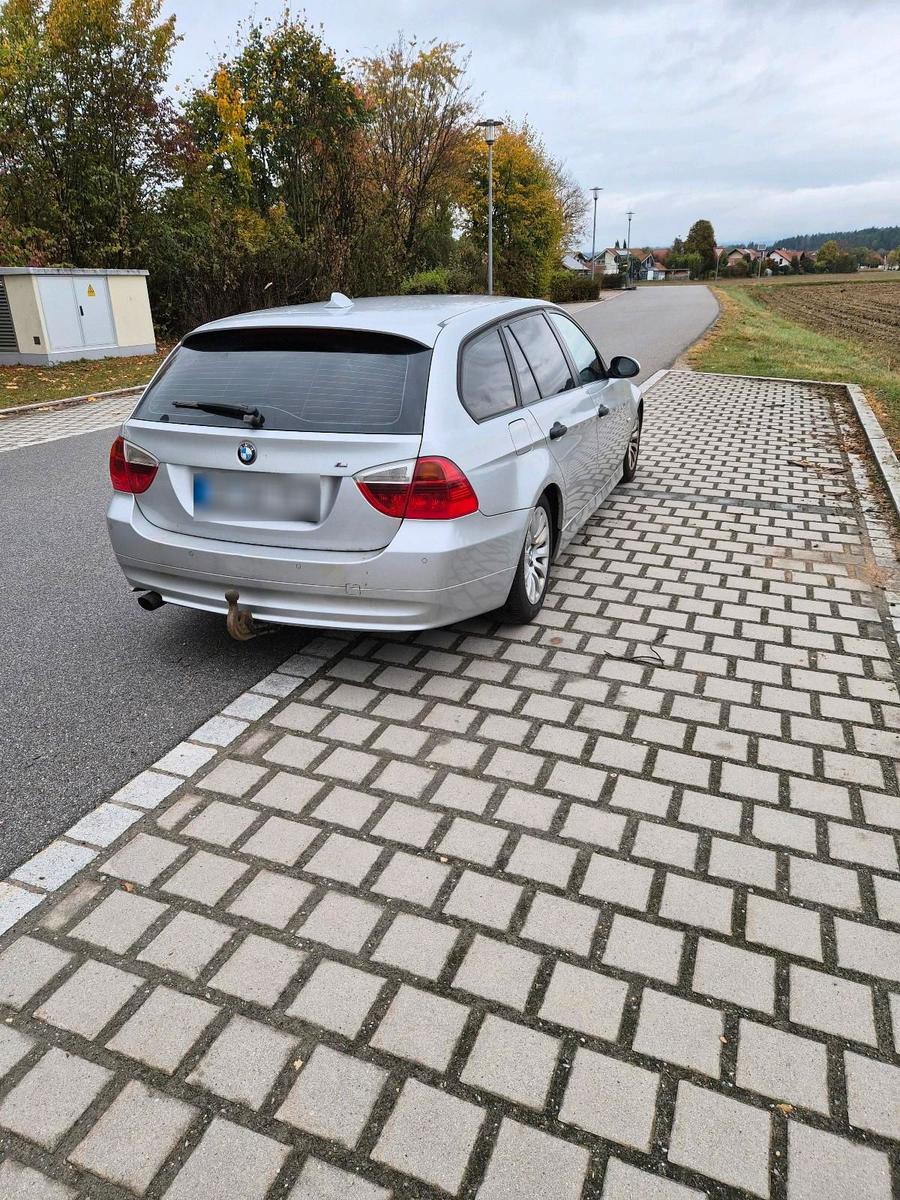 BMW  2006 — engine 150 HP (110kW)