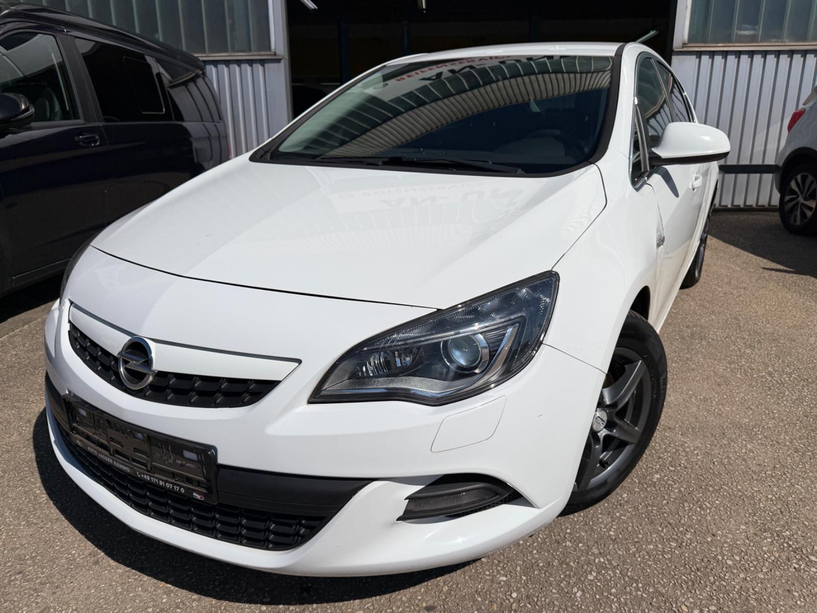 Opel Astra J Lim. 5-trg. Sport