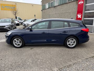 Ford Focus - 8