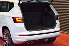 Fahrzeugabbildung Seat Ateca FR Pano LED VollLeder Ambi AHK 19"GARANTIE
