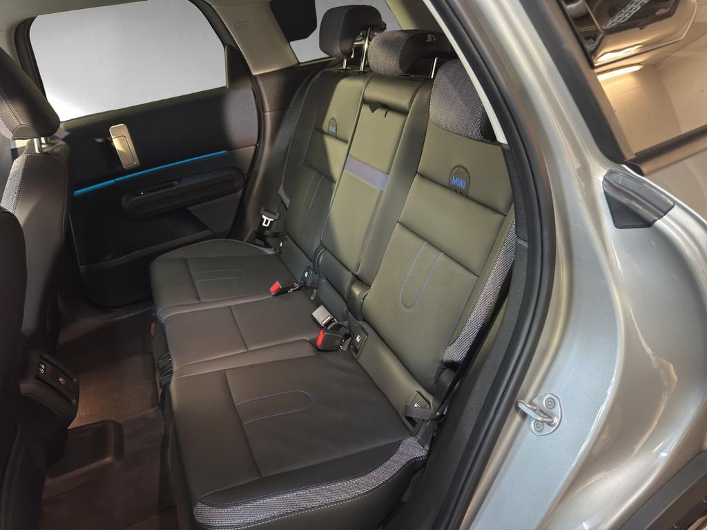 MINI Cooper C Countryman