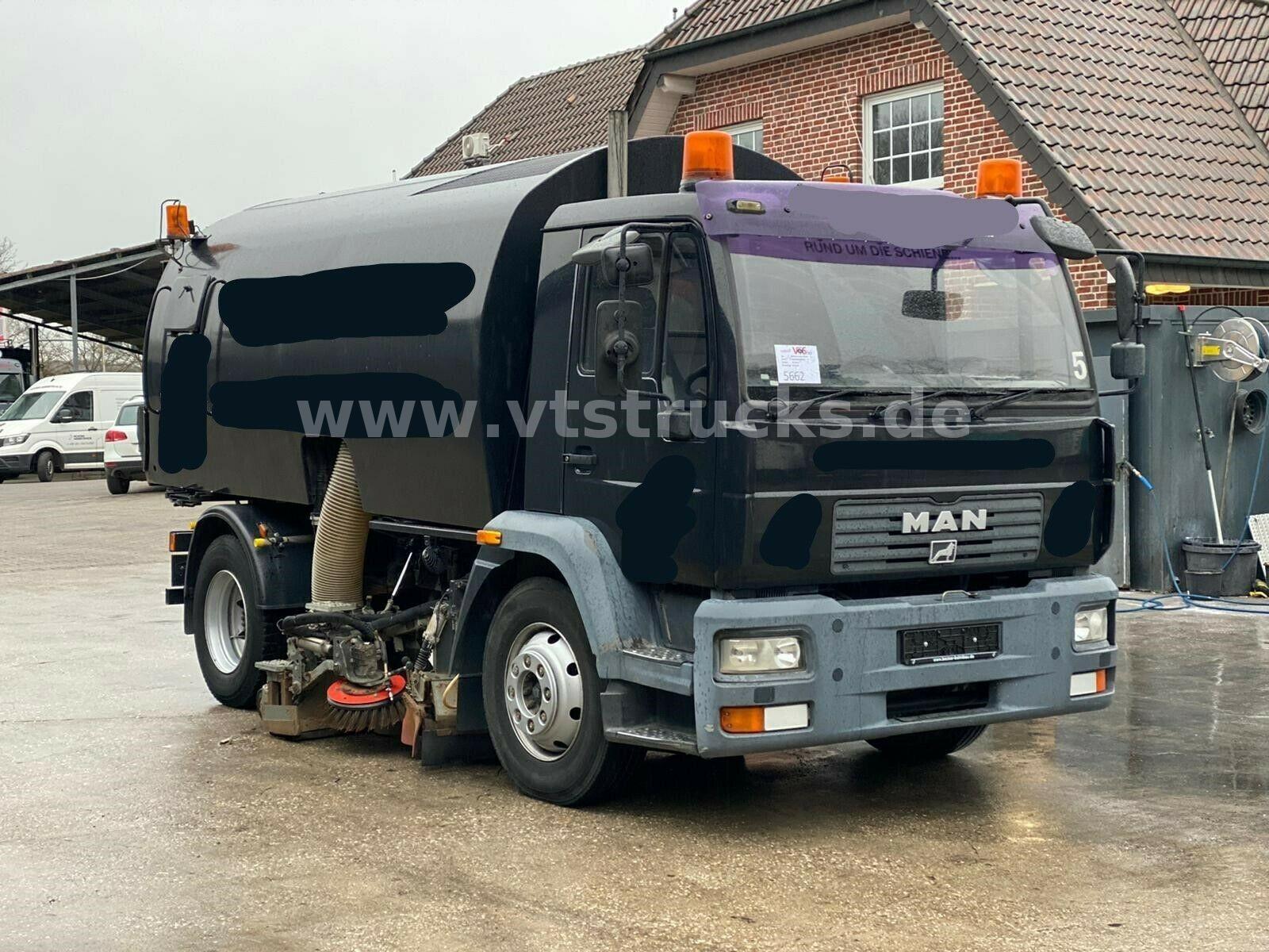 MAN Kehrmaschine Bucher Schörling Blatt Federung