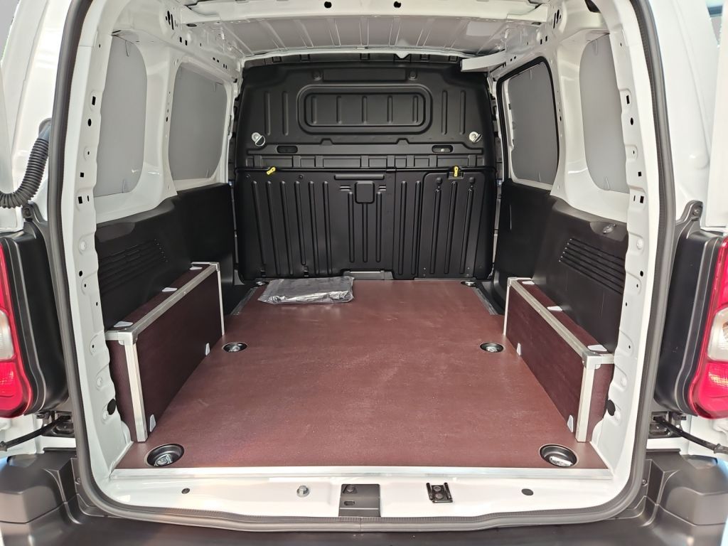 Fahrzeugabbildung Opel Combo Cargo 1.5 D L1