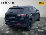 Jeep Compass PHEV MY22 + Upland - Jeep Compass Upland mit Hybrid-Antrieb (Benzin/Elektro)