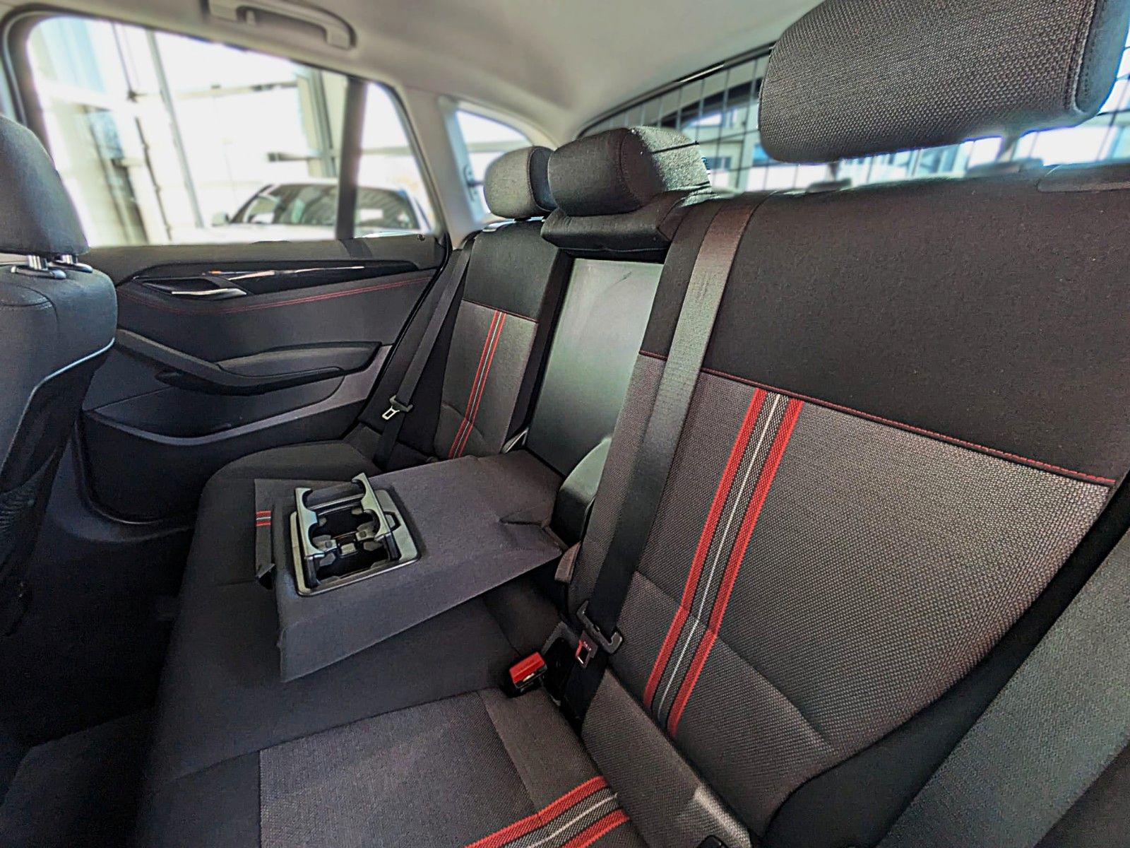 Fahrzeugabbildung BMW X1 25 d xDrive SPORT NAVI XENON H/K SOUND AHK