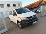 Volkswagen T6.1 Transporter lang 5 SITZE *NAVI*PDC*AHK*SHZ* - Volkswagen: Allradantrieb, Transporter
