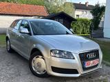 Audi A3 Sportback 1.4 TFSI Attraction 1.Hand+Wenig KM - Audi A3 aus 2009: Sportback