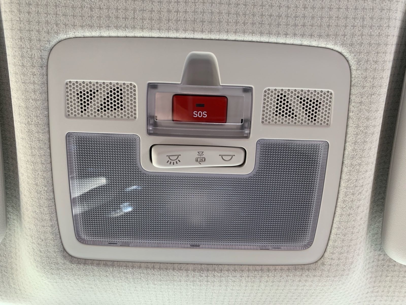 Fahrzeugabbildung Hyundai INSTER Select Elektro 49 kWh Navi Allwetter