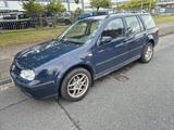 Volkswagen Golf  4 ,1.4 Benzin, Variant  Kombi.  - Volkswagen Golf aus 2003: Variant
