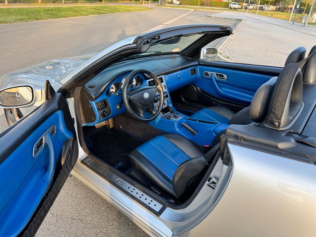 Mercedes-Benz SLK 320