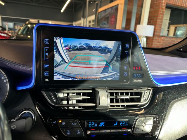 Toyota C-HR Hybrid Style