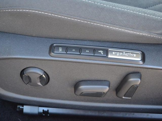 Golf VIII 2.0 TDI 150 PS DSG Style First-Edition