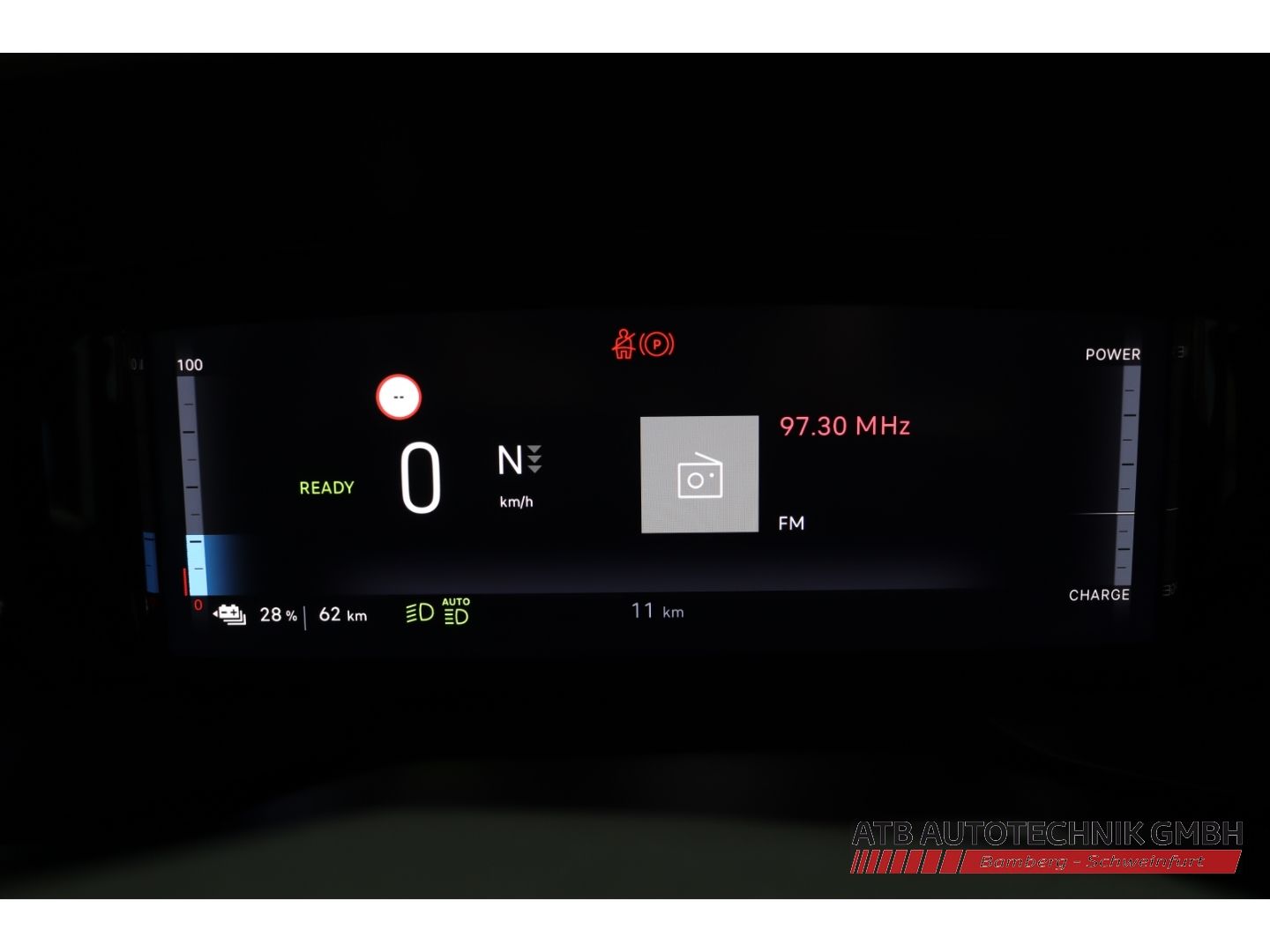 Fahrzeugabbildung Fiat Qubo -L 5-Sitzer ICON 50kWh 136PS Apple CarPlay